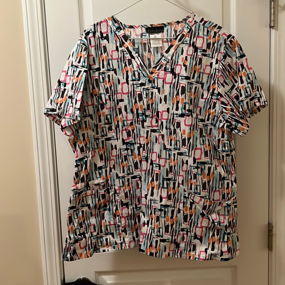 Scrub top